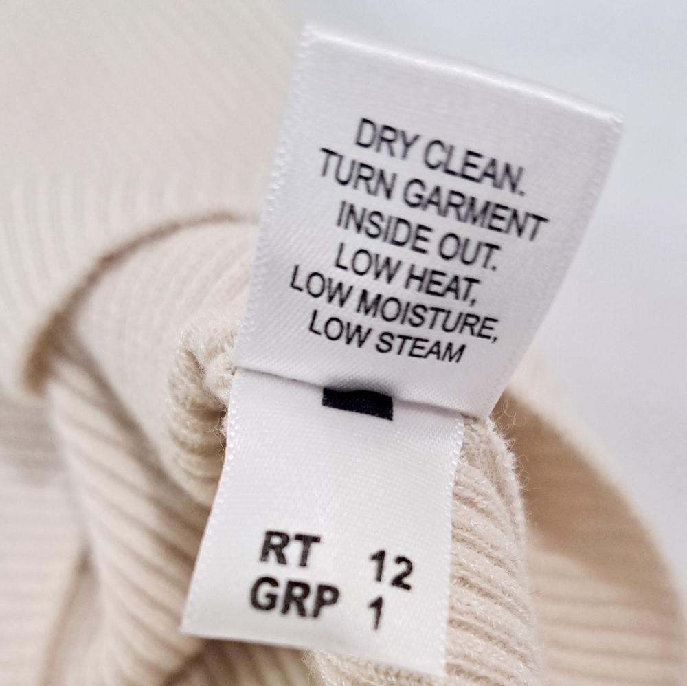 ST. JOHN Wool and Rayon Ribbed Tank Top - Picture 10 of 11